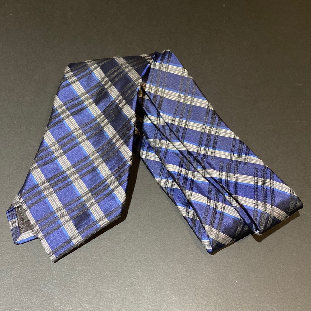Calvin Klein Silk Tie